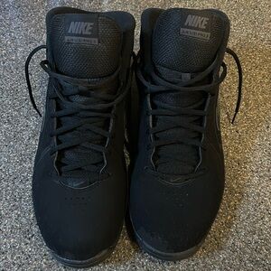 Men’s Nike Air Visi Pro 3, size 12